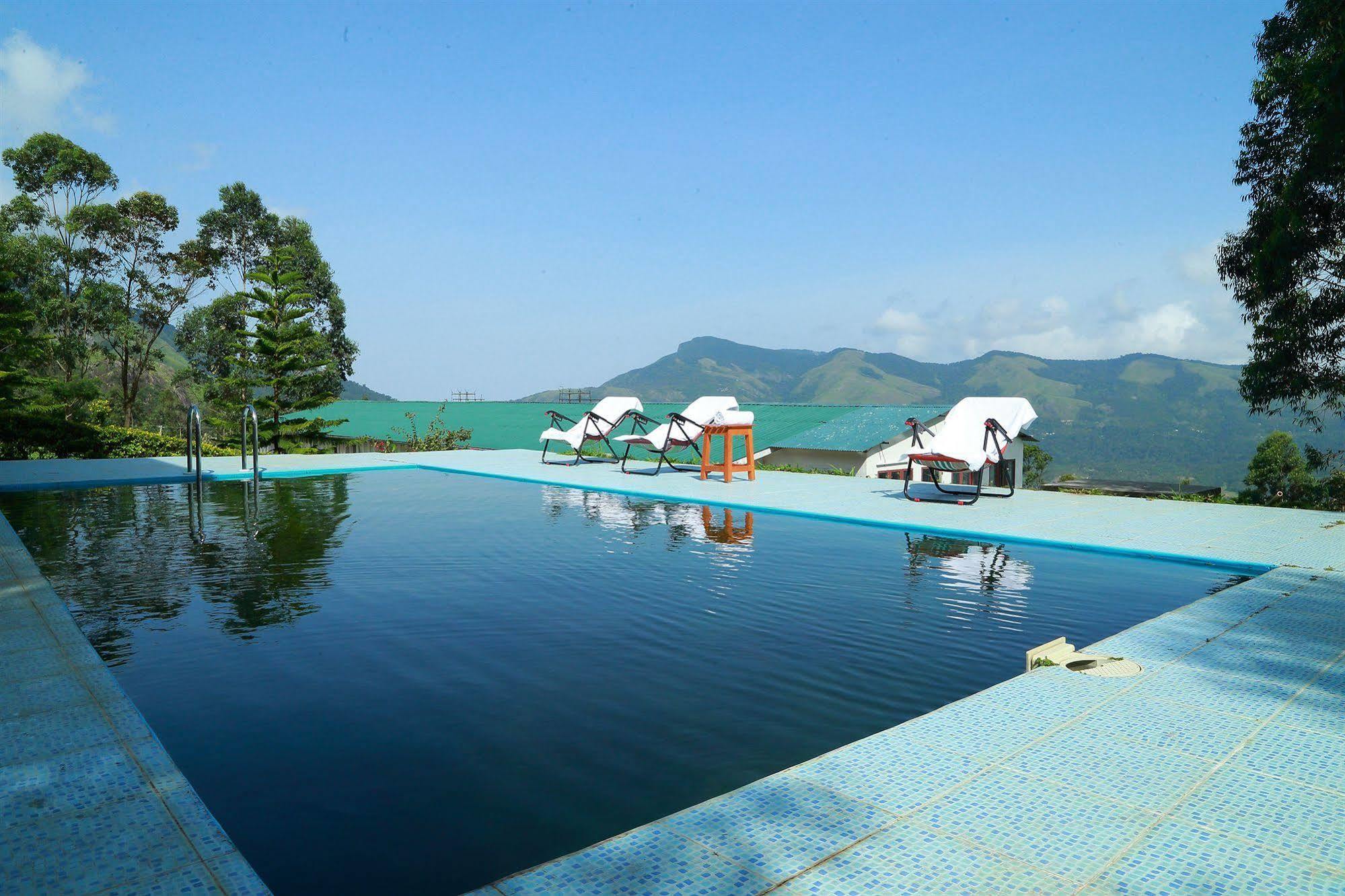 Green Jungle Holiday Resort Munnar Extérieur photo
